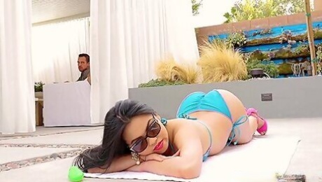 Free Premium Video Sexy Asian Cindy Starfall Gets Creampied By Johnnys